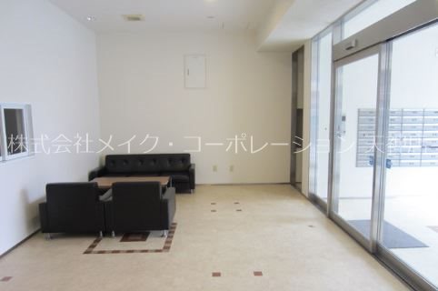 ロビー　※写真は別部屋のため現状優先します。