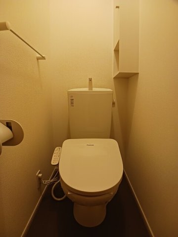 トイレ　清潔感のあるトイレです