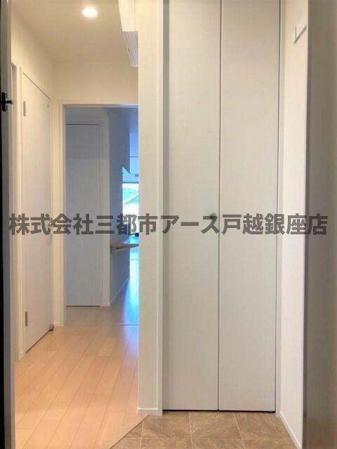玄関　パルメゾンＥＳ