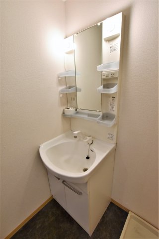 洗面設備　同物件、類似間取りのイメージ写真です