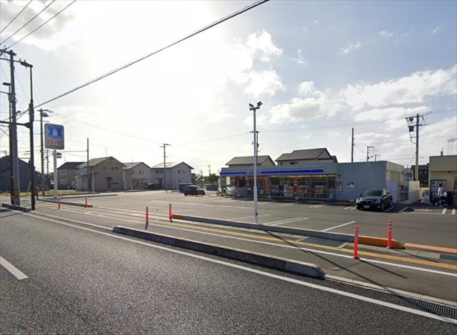 コンビニ　ローソン岡山高島新屋敷店（コンビニ）まで906m
