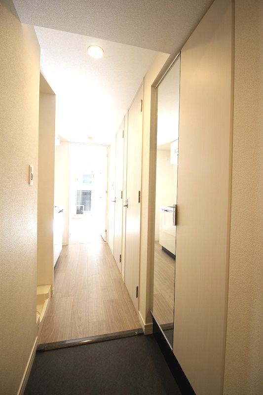 玄関　★見学予約受付中★