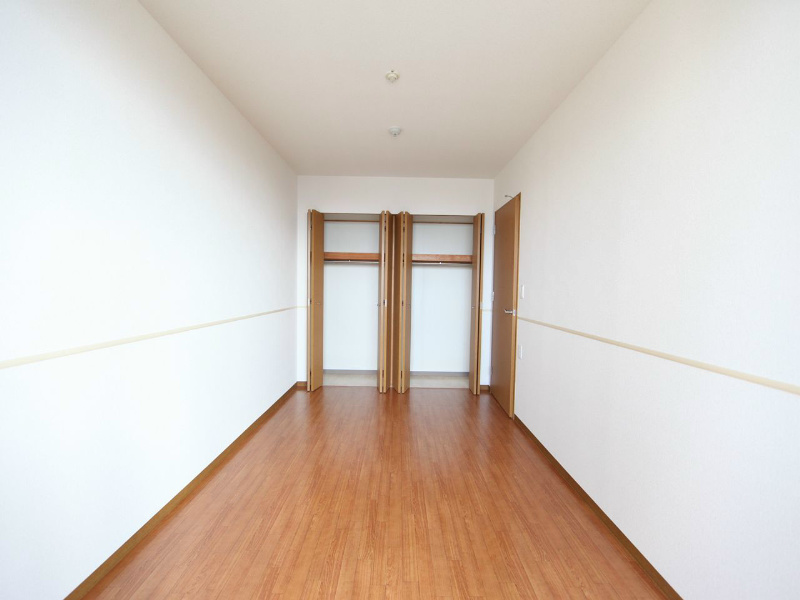 その他部屋・スペース　洋室7.1帖　クローゼット付（収納充実してます）
