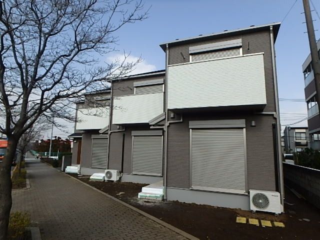建物外観　閑静な住宅街