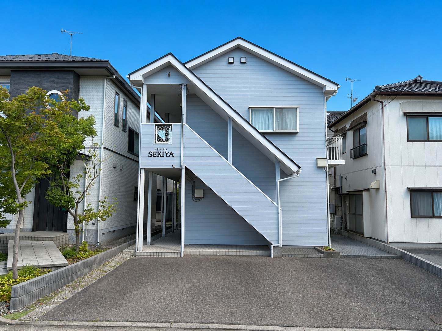 建物外観　★外観★