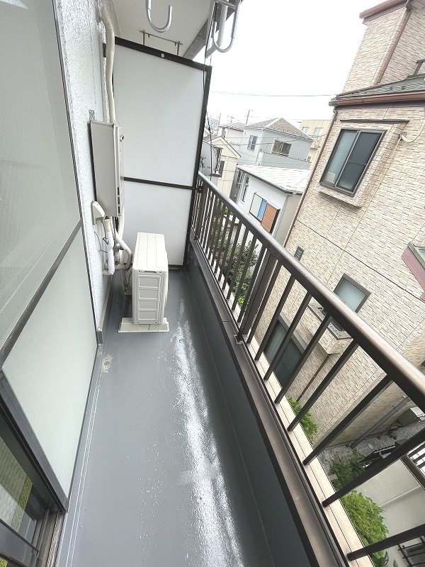 バルコニー　西向き