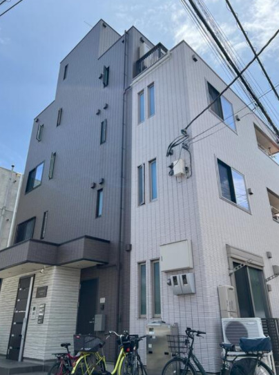 建物外観　ネット無料。ネット無料なら月々実質4000円程度のコストがか