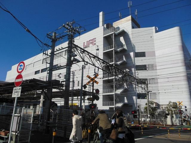 ショッピングセンター　二俣川相鉄ライフ（ショッピングセンター）まで954m