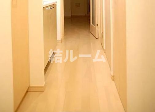 玄関　反転タイプ参考写真