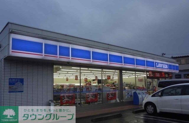 コンビニ　ローソン仙台中山四丁目店（コンビニ）まで590m