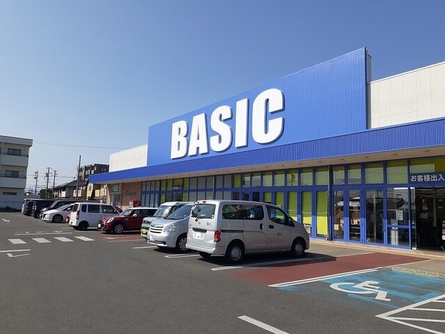 スーパー　ベーシック一身田店（スーパー）まで781m