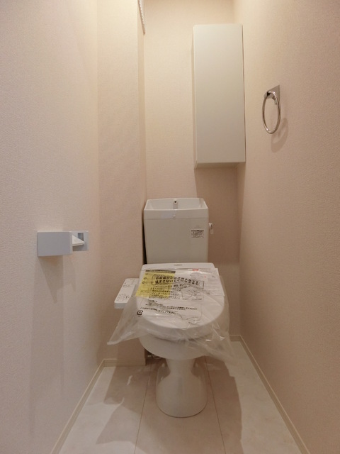 トイレ　別部屋・参考写真