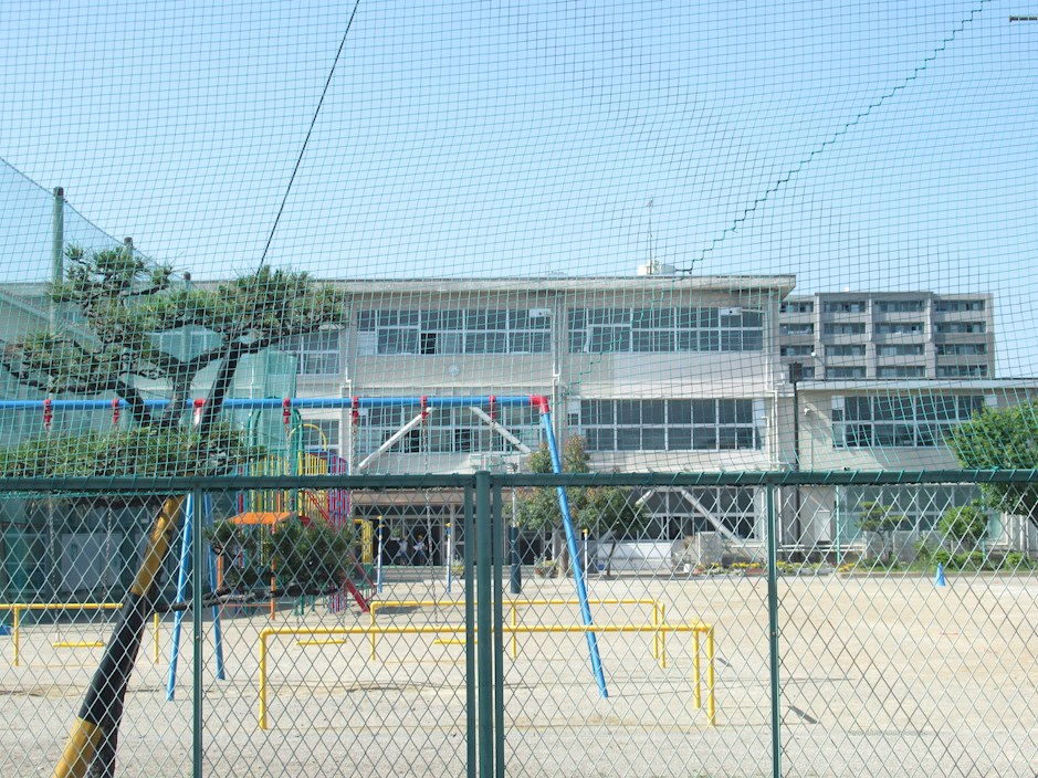 小学校　岐阜市立長良西小学校（小学校）まで1092m