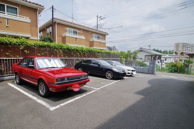 駐車場　★お部屋探しはタウンハウジング稲田堤店まで★