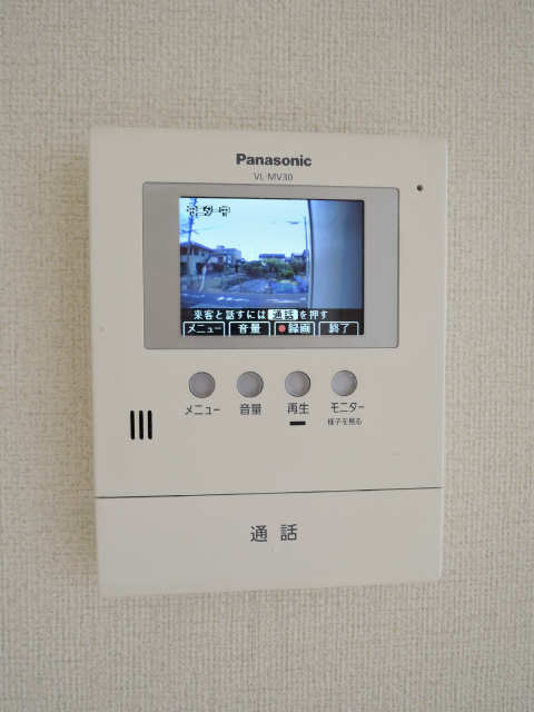 セキュリティ　室内で来客者も確認できるため安心ですね