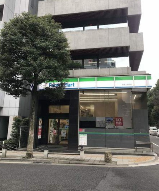 コンビニ　ファミリーマート 芝増上寺前店（コンビニ）まで906m