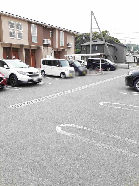 駐車場　駐車場