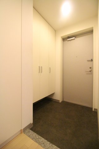 玄関　※別部屋写真