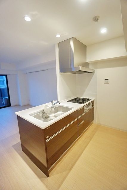 キッチン　同物件別部屋写真