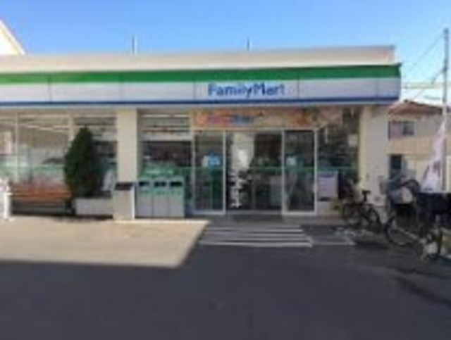 コンビニ　ファミリーマート中延第二京浜店（コンビニ）まで374m