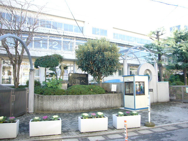 小学校　浦安市立浦安小学校（小学校）まで199m