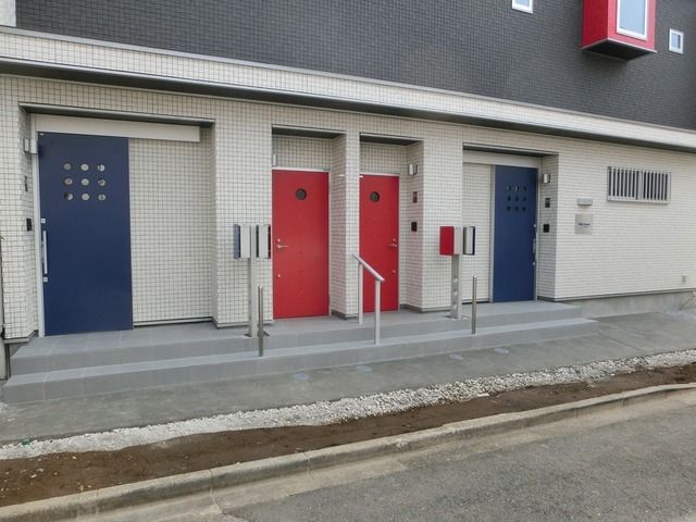 エントランス　アパート入口付近