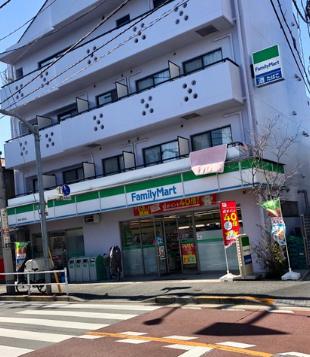 コンビニ　ファミリーマート新宿上落合店（コンビニ）まで229m