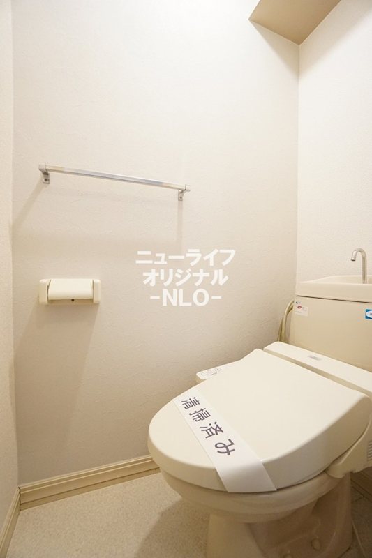 トイレ　洗浄力と快適さを兼ね備えた温水洗浄便座付きトイレ☆