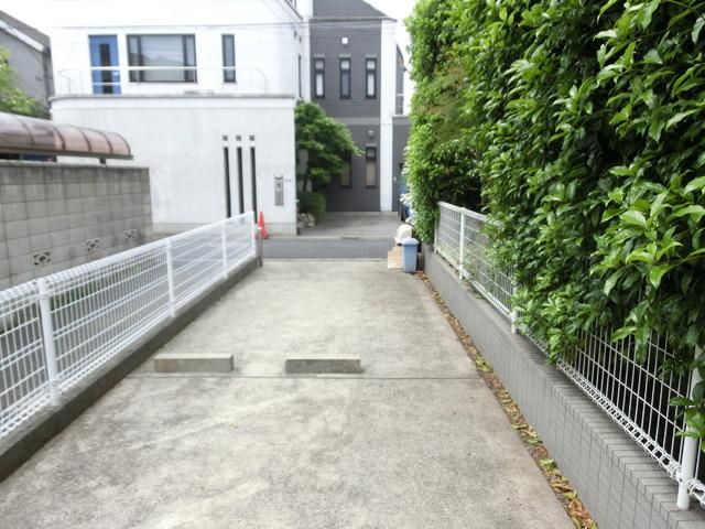 その他共有部分　★敷地内入り口前スペースです★