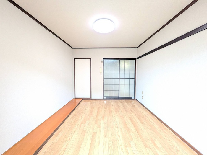 ハイツアメニティ館の居間写真