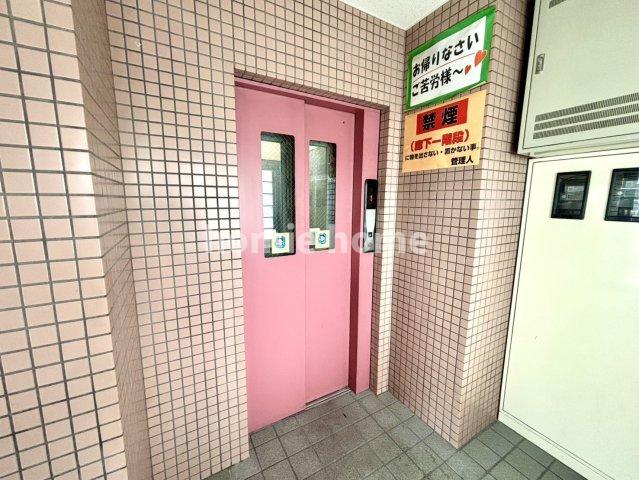 ロビー