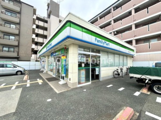 コンビニ　ファミリーマート 平野馬場一丁目店（コンビニ）まで47m