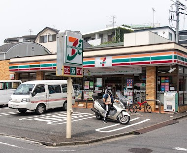 コンビニ　セブン－イレブン馬込桜並木通り店（コンビニ）まで638m