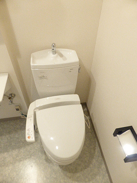 トイレ　※写真は他号室です