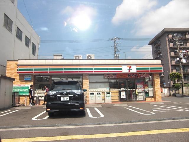 コンビニ　★★セブンイレブン（コンビニ）まで430m