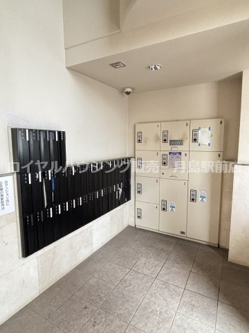ロビー　☆メールボックス・宅配ボックス☆