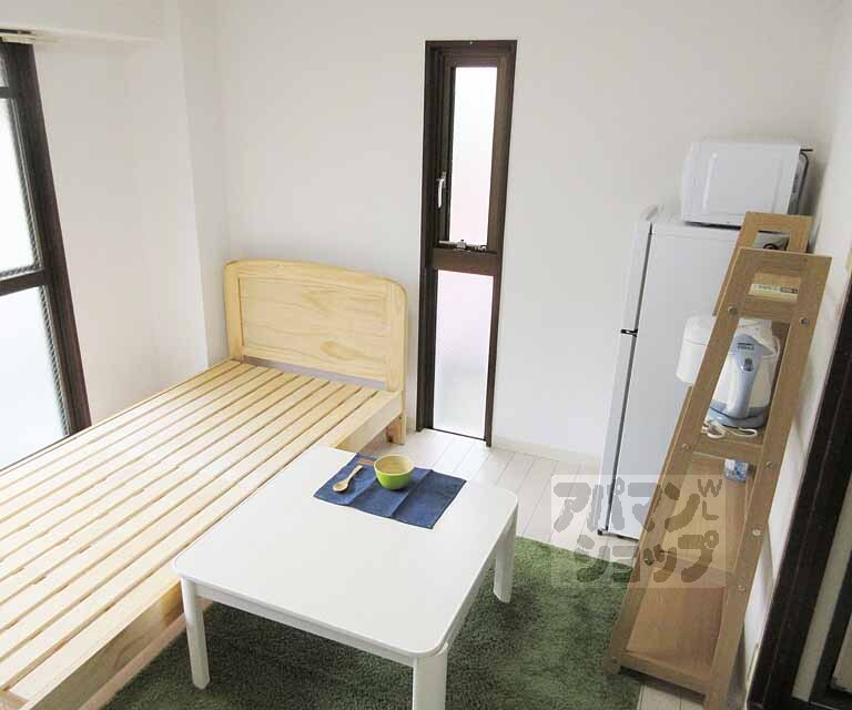 居室・リビング　家具家電付いてます！すぐに新生活をスタート出来そうですね