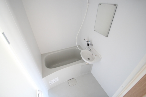 洗面設備　※別部屋の写真です