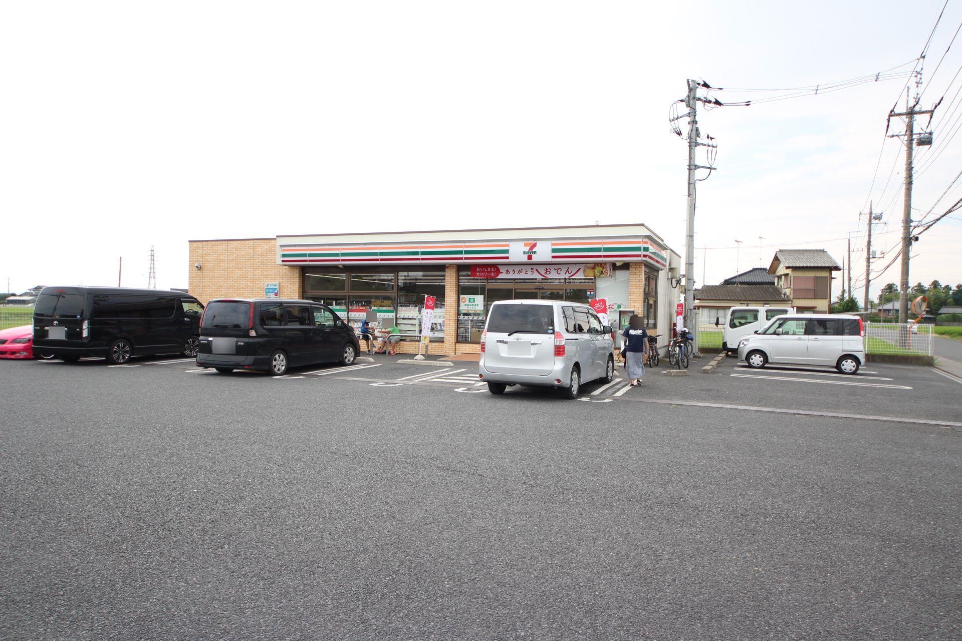 コンビニ　セブンイレブン足利島田町店（コンビニ）まで663m