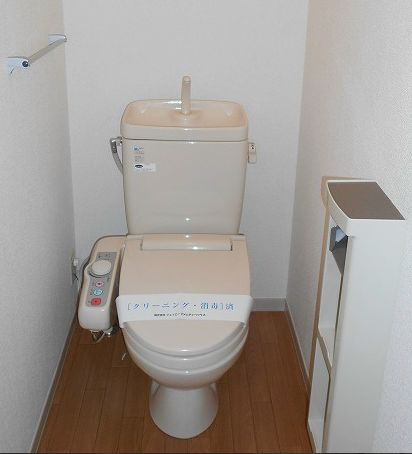 トイレ　コンパクトで使いやすいトイレです　※参考写真です