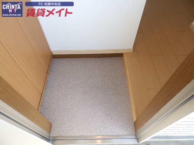 玄関　反転タイプ写真
