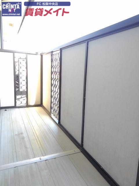 バルコニー　反転タイプ写真