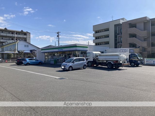 コンビニ　ファミリーマート岐阜北一色二丁目店（コンビニ）まで446m