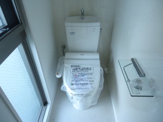 トイレ　シャワー付トイレ