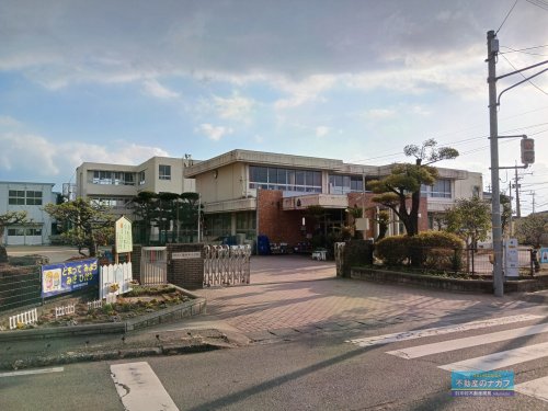 小学校　熊本市立飽田東小学校（小学校）まで410m