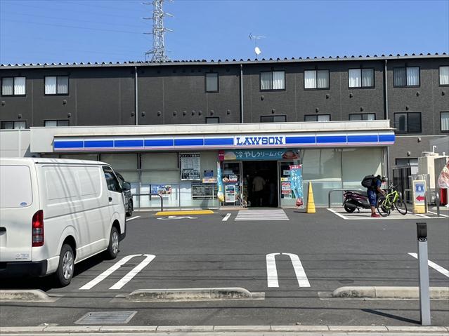 コンビニ　ローソン鳩ヶ谷高校前店（コンビニ）まで1666m