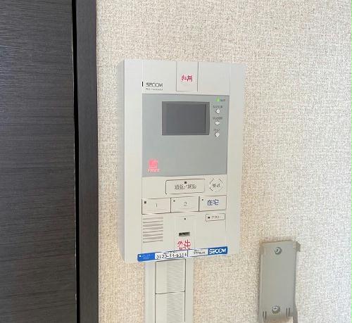 セキュリティ　モニター付きインターホン