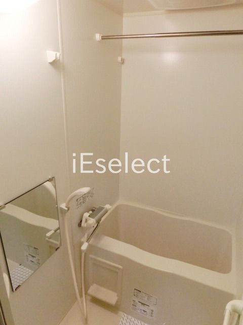 バス・シャワールーム　綺麗なバスルーム。