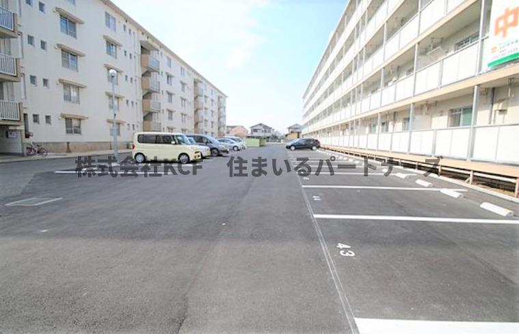 駐車場　駐車スペースもあります