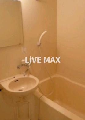 バス・シャワールーム　別部屋参考写真